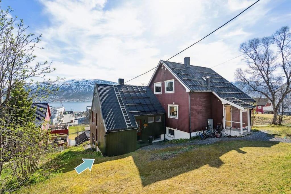 Cozy Little House In Tromso City Eksteriør bilde